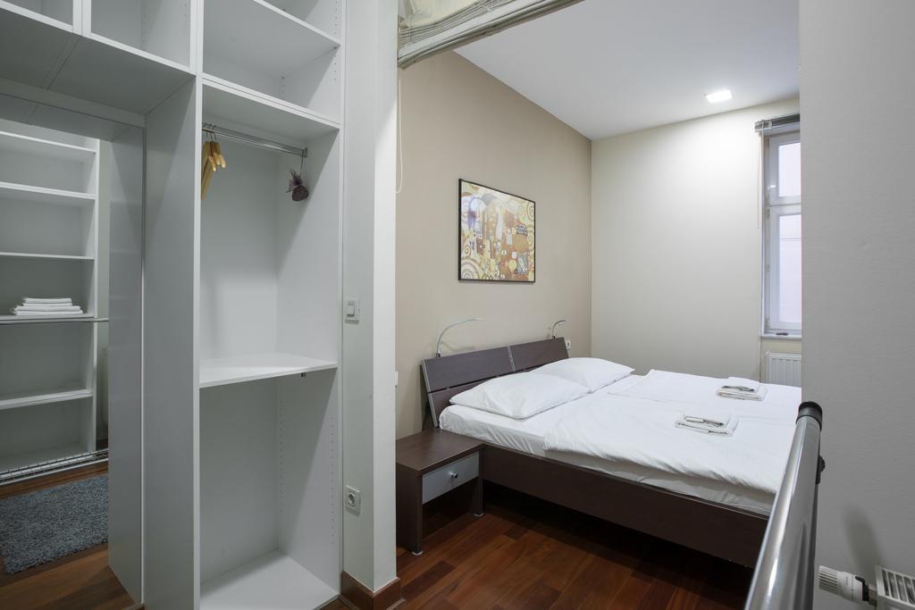 Point - Vinogradska Apartment *